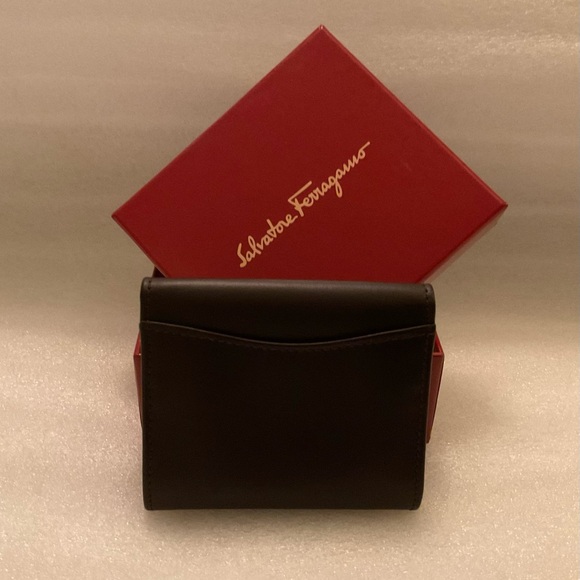 NWOT Salvatore Ferragamo Leather Coin Purse/Wallet/CH – Made in Italy - Picture 6 of 7